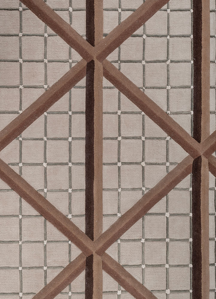 faces ivory wool and viscose hand tufted Rug - CloseUp