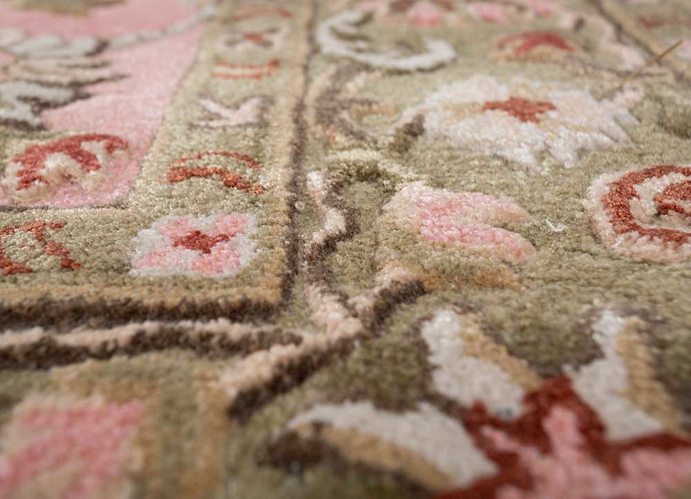 kasbah red and orange wool and viscose hand tufted Rug - CloseUp