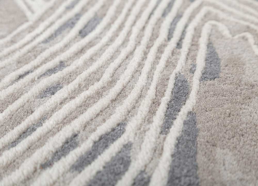 modo grey and black wool hand tufted Rug - CloseUp modo grey and black wool hand tufted Rug - CloseUp