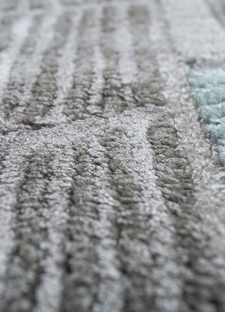 jaipur wunderkammer grey and black wool and viscose hand tufted Rug - CloseUp jaipur wunderkammer grey and black wool and viscose hand tufted Rug - CloseUp