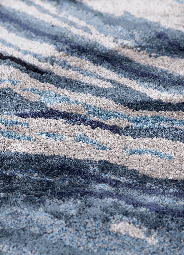 genesis blue viscose hand tufted Rug - CloseUp