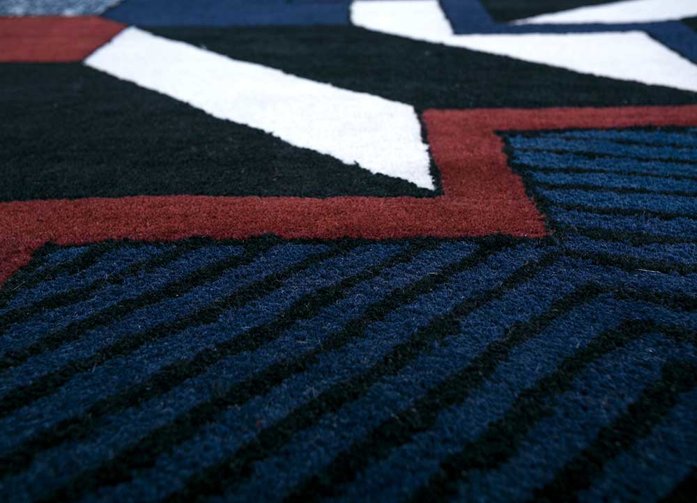 archetype grey and black wool and viscose hand tufted Rug - CloseUp