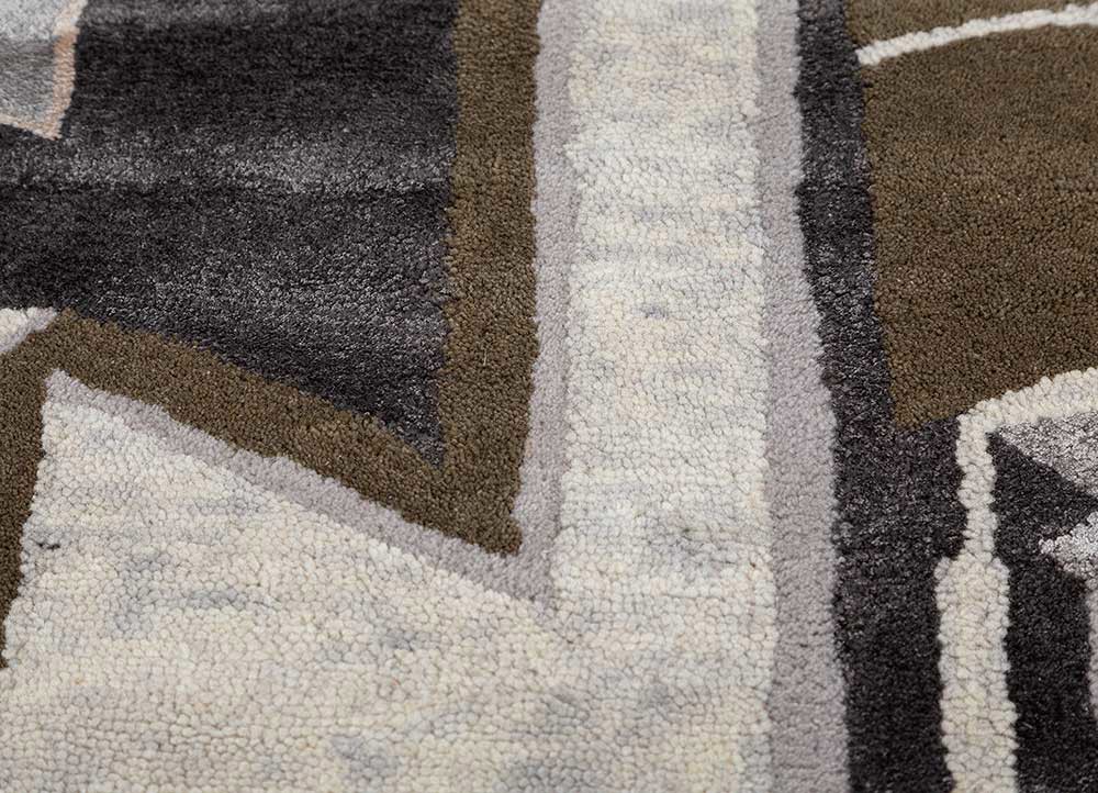 linear grey and black wool and viscose hand tufted Rug - CloseUp