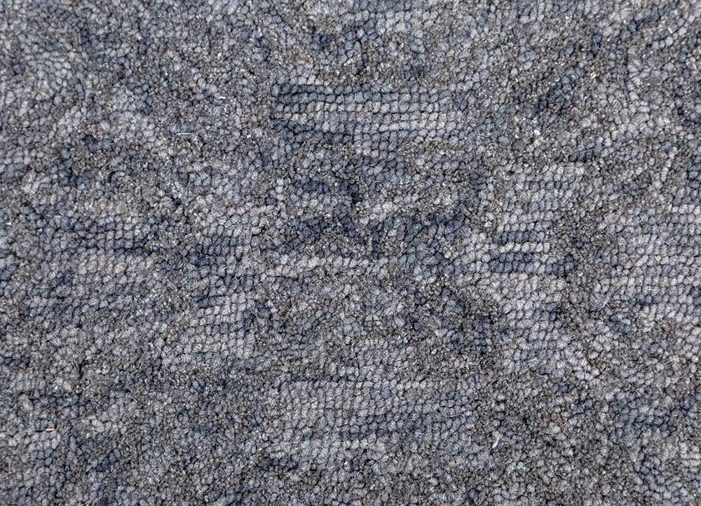 imara grey and black wool and viscose hand tufted Rug - CloseUp
