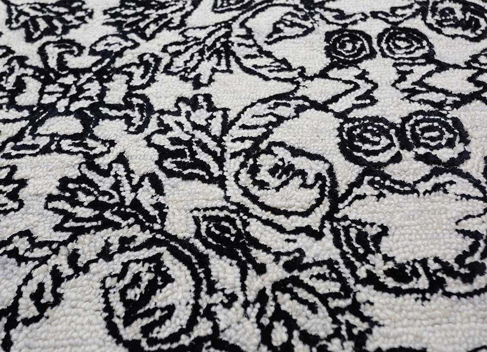 imara grey and black wool and viscose hand tufted Rug - CloseUp