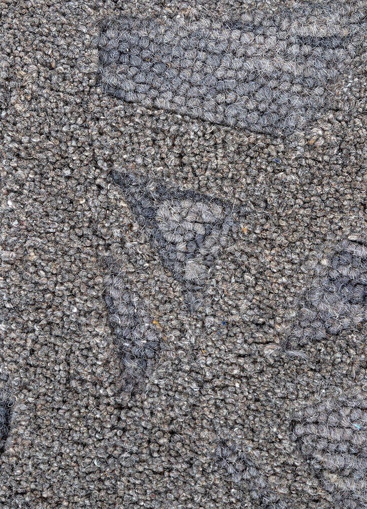 contour grey and black wool and viscose hand tufted Rug - CloseUp contour grey and black wool and viscose hand tufted Rug - CloseUp