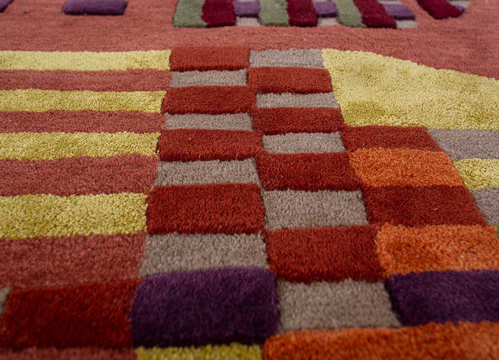 come around red and orange wool and viscose hand tufted Rug - CloseUp