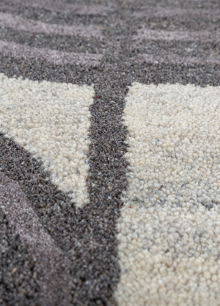pathways grey and black wool and viscose hand tufted Rug - CloseUp pathways grey and black wool and viscose hand tufted Rug - CloseUp