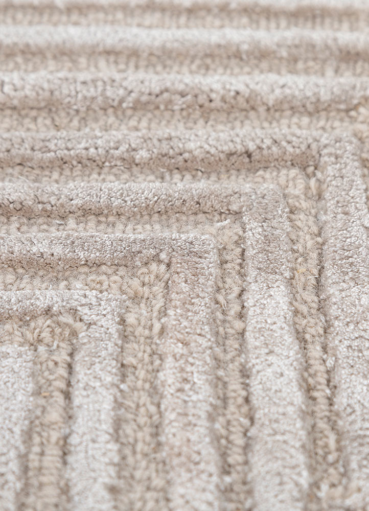 cera ivory wool and viscose hand tufted Rug - CloseUp cera ivory wool and viscose hand tufted Rug - CloseUp
