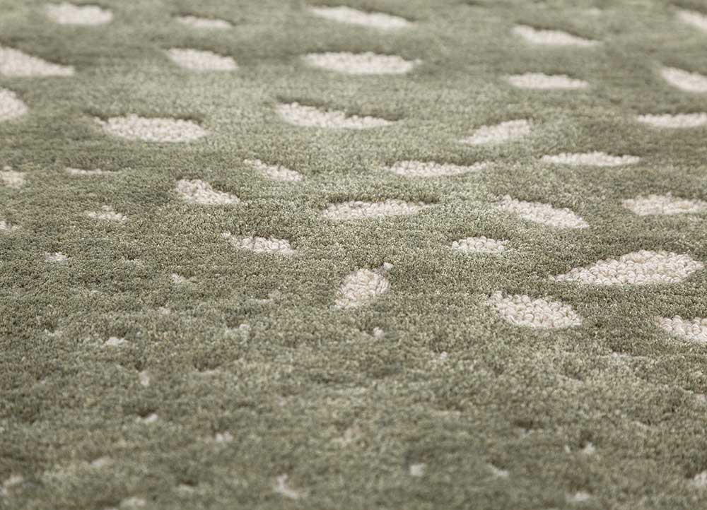 aurelia green wool and viscose hand tufted Rug - CloseUp