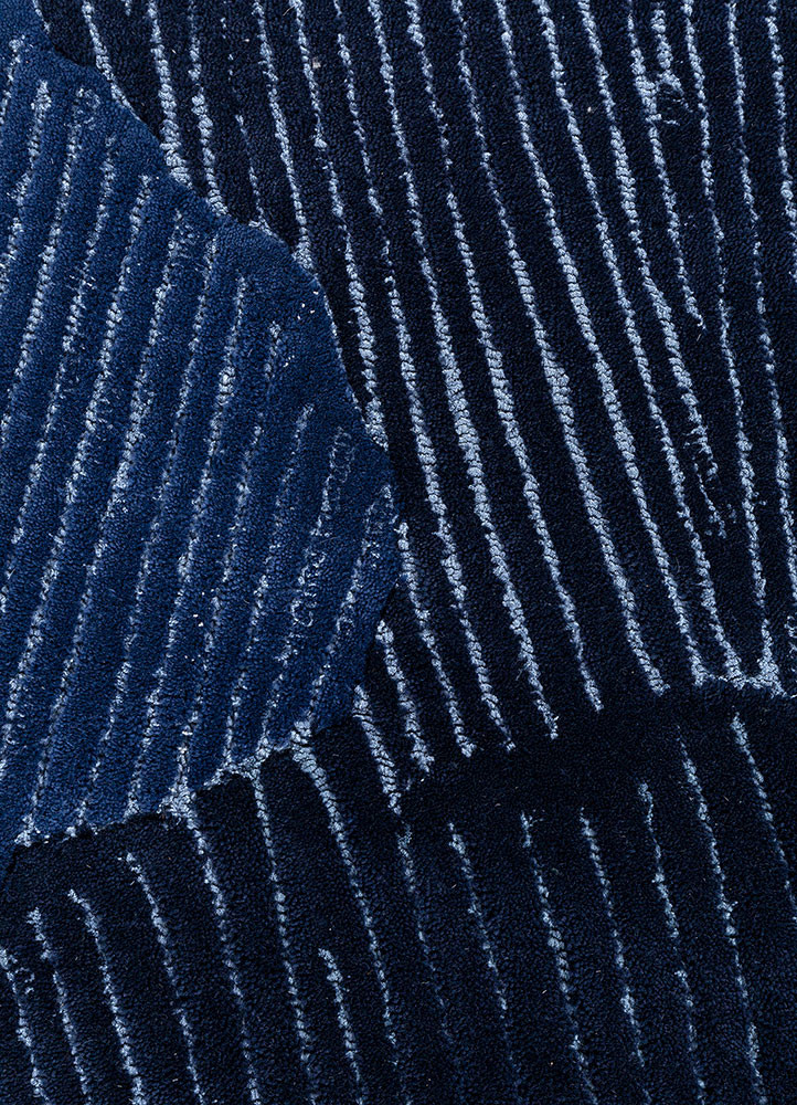 aurelia blue wool and viscose hand tufted Rug - CloseUp aurelia blue wool and viscose hand tufted Rug - CloseUp