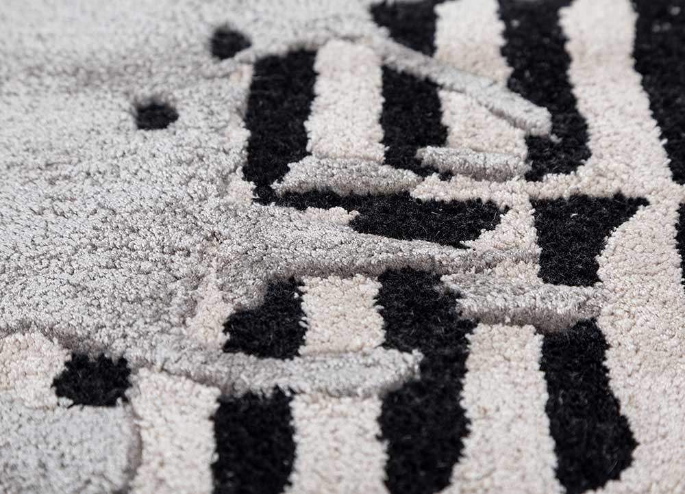 adrift grey and black wool and viscose hand tufted Rug - CloseUp adrift grey and black wool and viscose hand tufted Rug - CloseUp