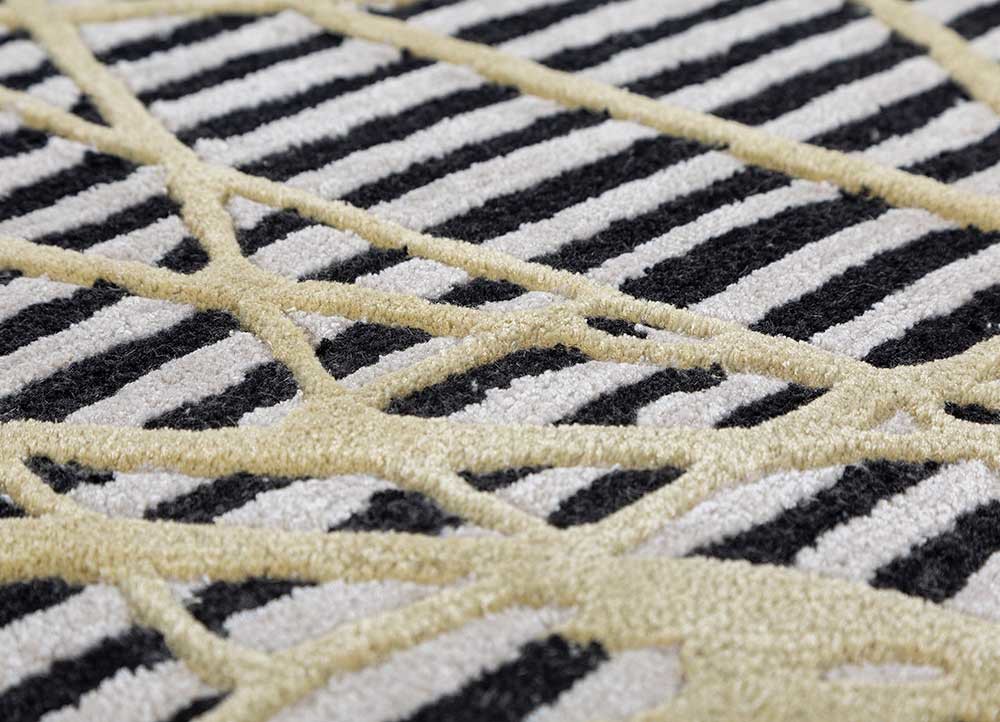 adrift grey and black wool and viscose hand tufted Rug - CloseUp