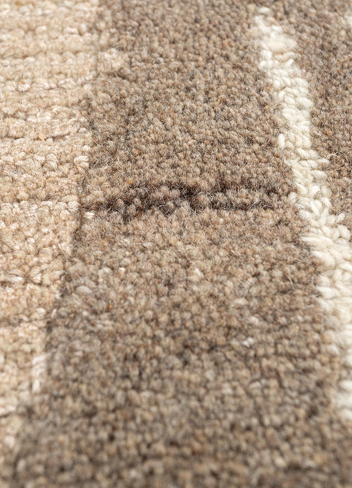 modo beige and brown wool and viscose hand tufted Rug - CloseUp modo beige and brown wool and viscose hand tufted Rug - CloseUp