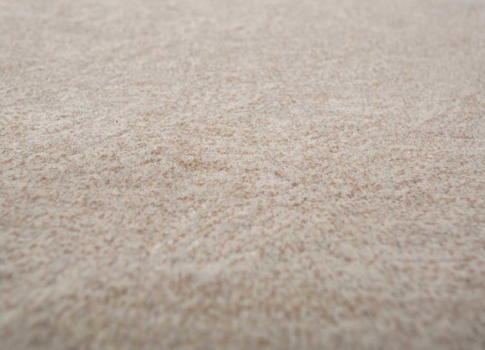 adrift gold wool and viscose hand tufted Rug - CloseUp