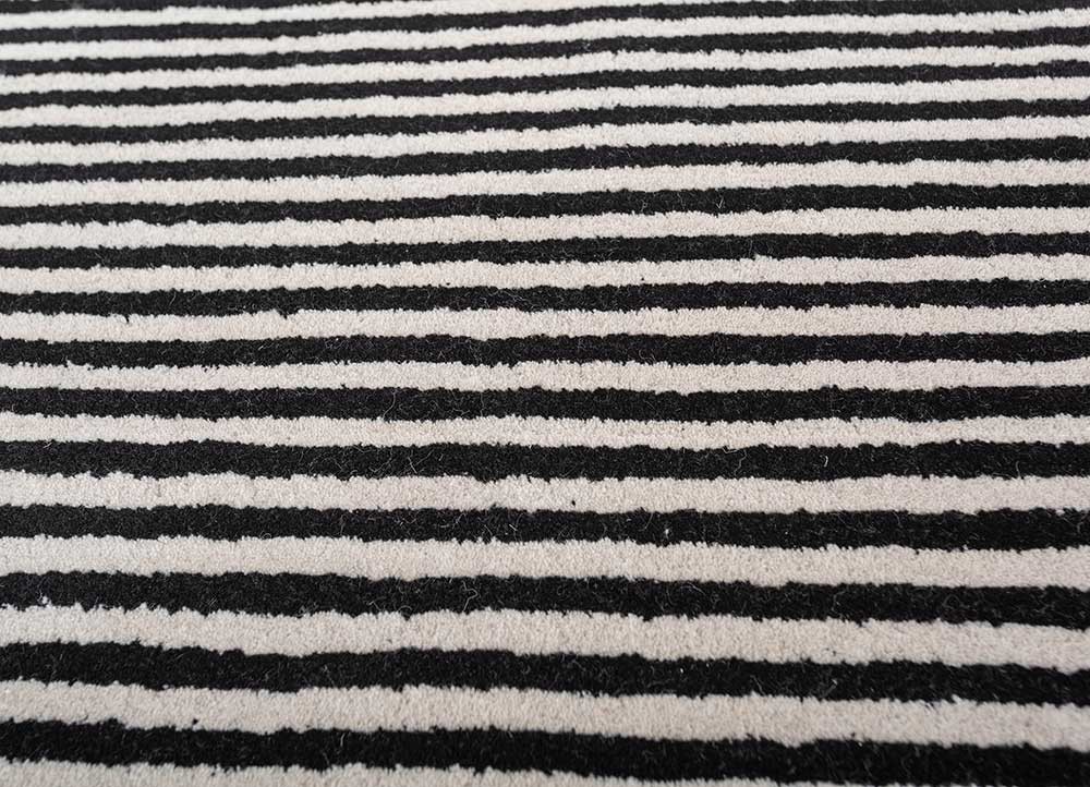 pathways ivory wool hand tufted Rug - CloseUp