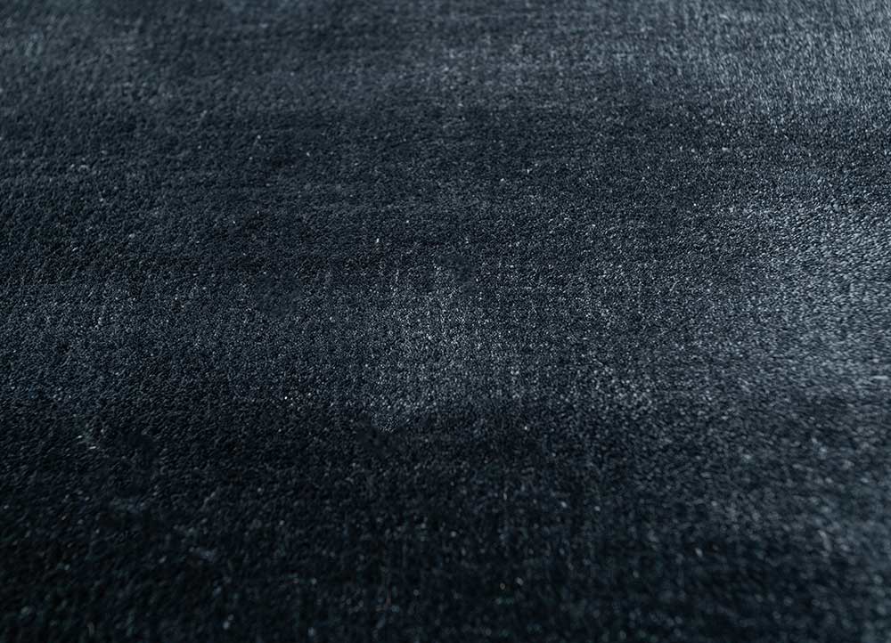 cera blue viscose hand tufted Rug - CloseUp