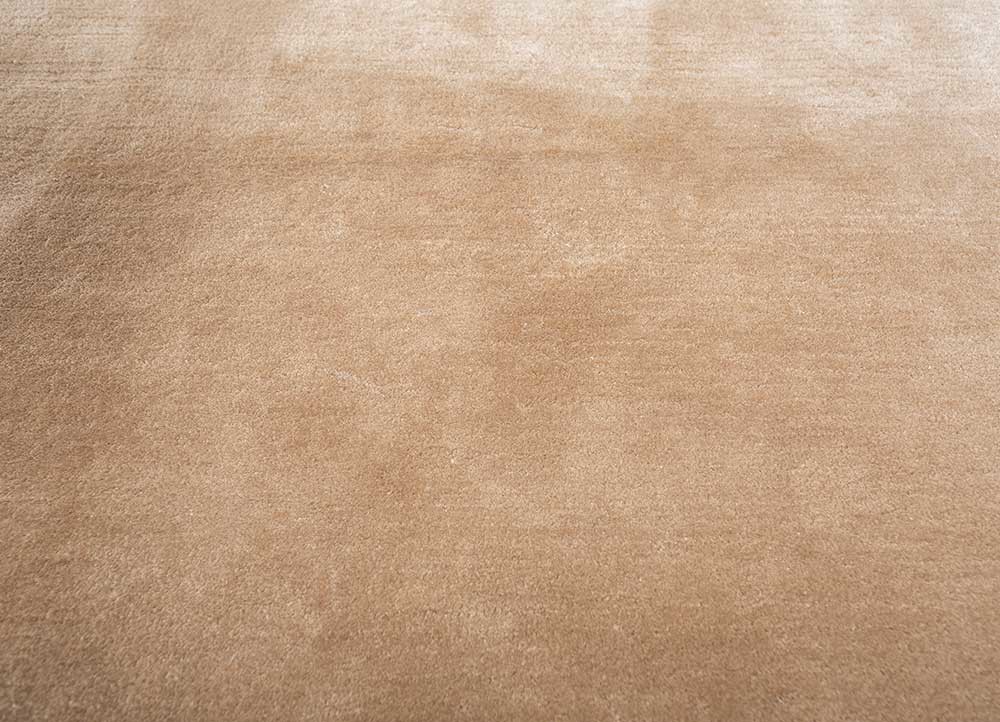 cera beige and brown viscose hand tufted Rug - CloseUp