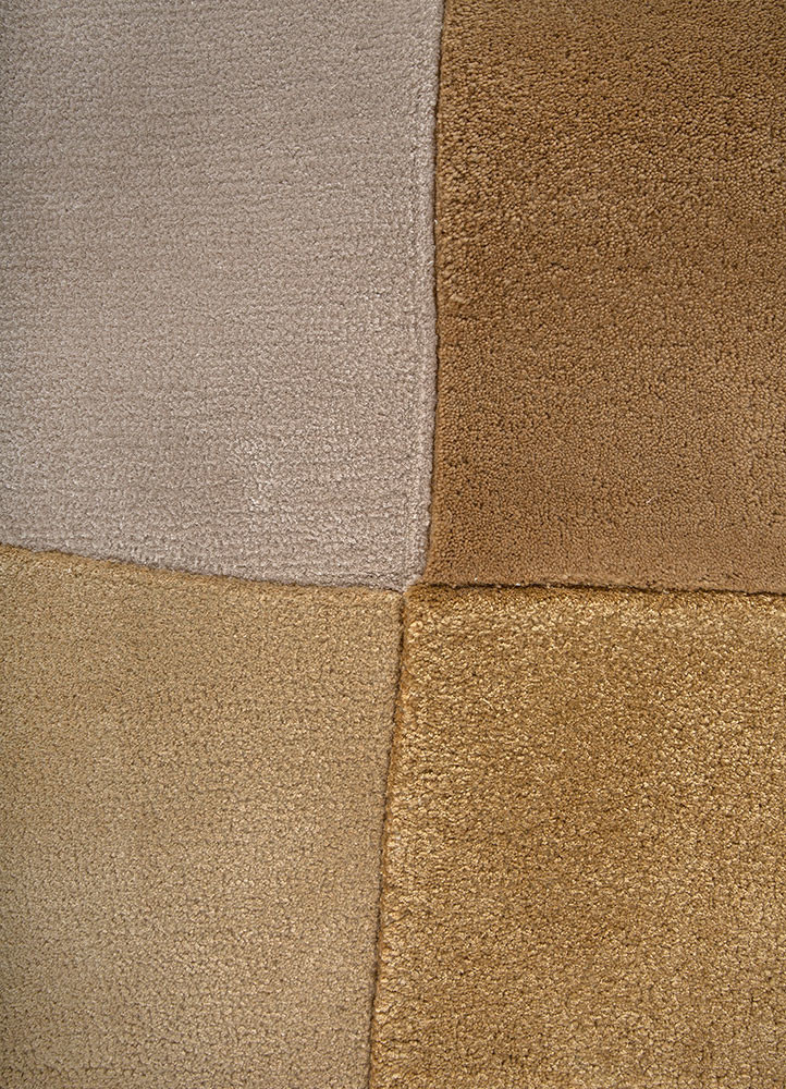 joy gold wool and viscose hand tufted Rug - CloseUp