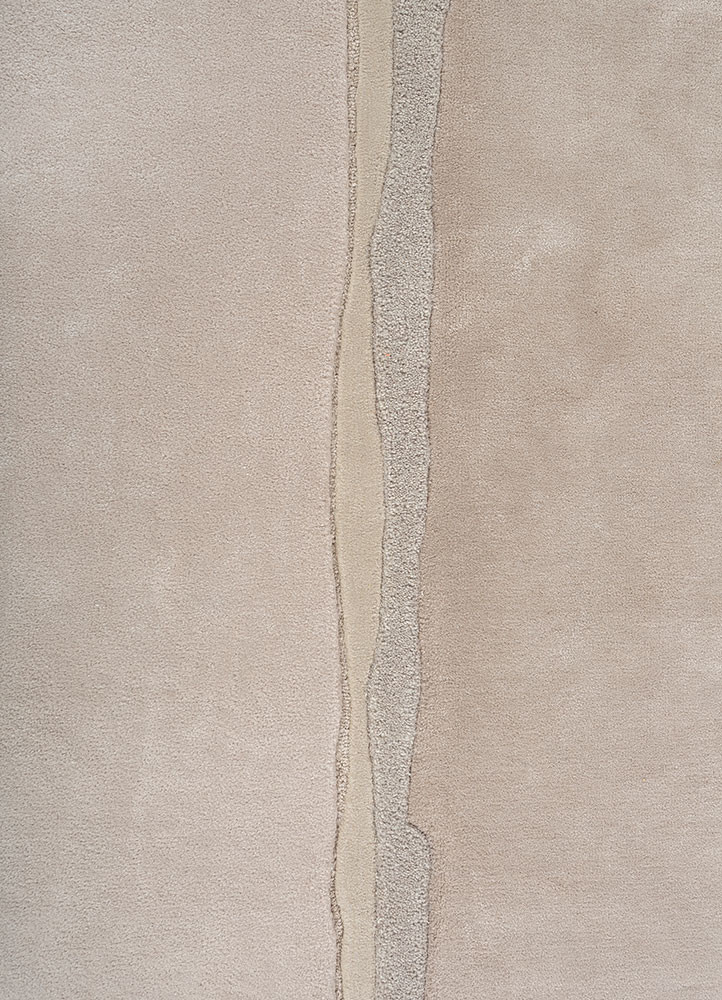aprezo ivory wool and viscose hand tufted Rug - CloseUp aprezo ivory wool and viscose hand tufted Rug - CloseUp