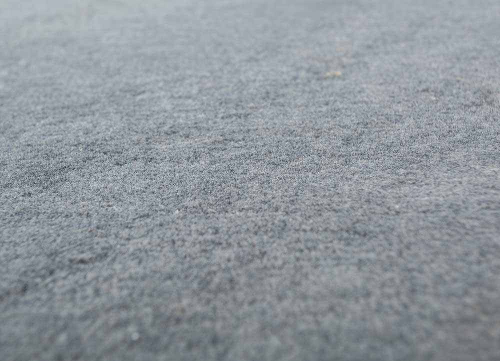 chroma blue wool hand tufted Rug - CloseUp