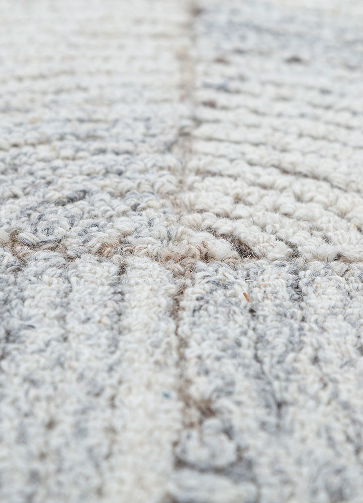 pathways grey and black wool hand tufted Rug - CloseUp pathways grey and black wool hand tufted Rug - CloseUp