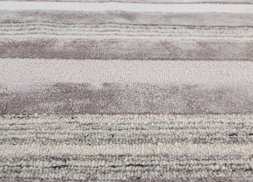 acar grey and black wool and viscose hand tufted Rug - CloseUp