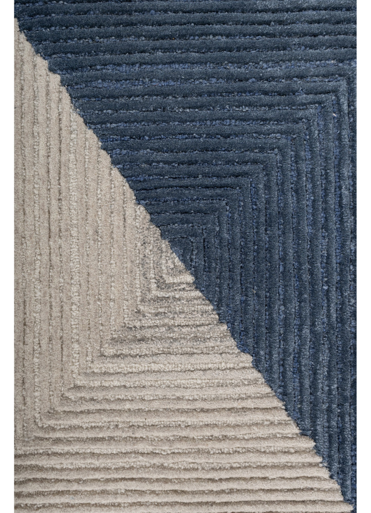 linear ivory wool and viscose hand tufted Rug - CloseUp
