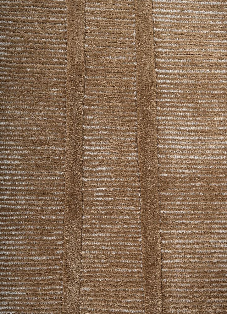 pathways ivory wool and viscose hand tufted Rug - CloseUp