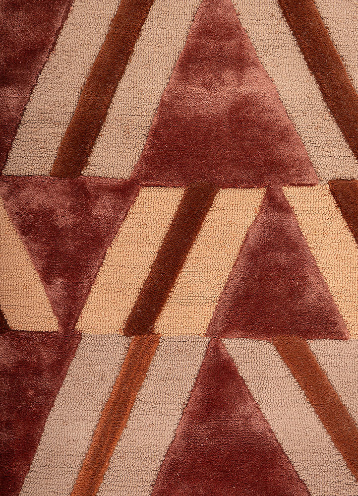 linear red and orange wool hand tufted Rug - CloseUp