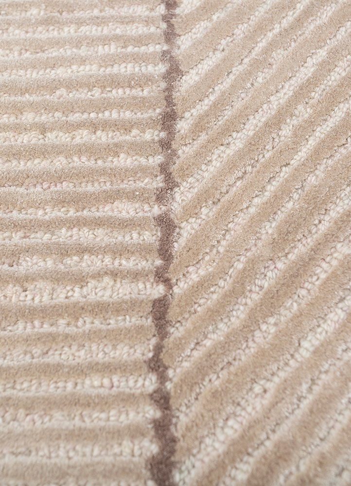 aprezo ivory wool and viscose hand tufted Rug - CloseUp aprezo ivory wool and viscose hand tufted Rug - CloseUp