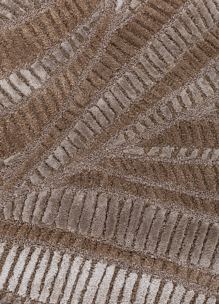 lucid beige and brown wool and viscose hand tufted Rug - CloseUp lucid beige and brown wool and viscose hand tufted Rug - CloseUp