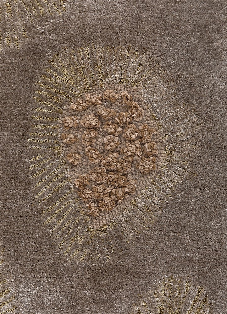 aurelia beige and brown wool and viscose hand tufted Rug - CloseUp