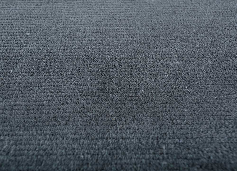 kairos grey and black wool hand knotted Rug - CloseUp