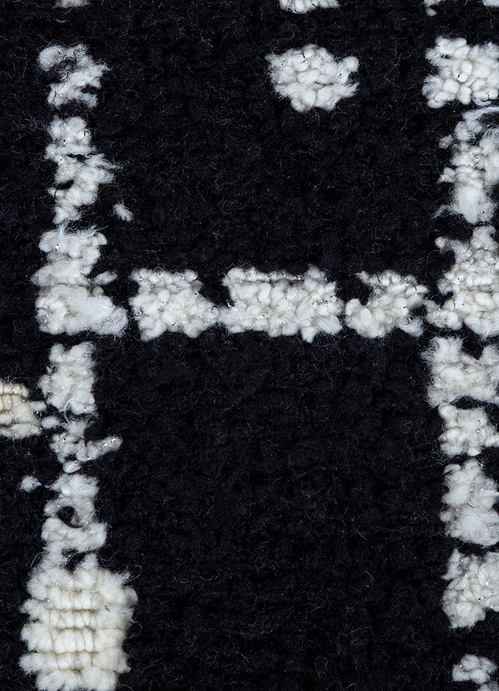 atelier grey and black polyester hand knotted Rug - CloseUp