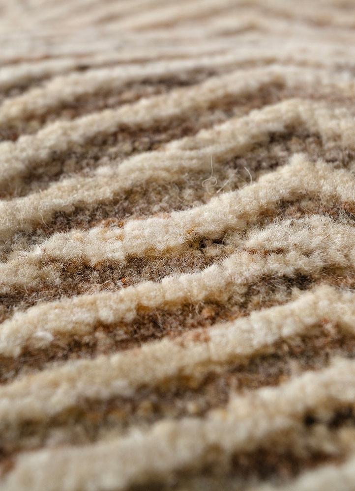 manifest ivory wool hand knotted Rug - CloseUp manifest ivory wool hand knotted Rug - CloseUp