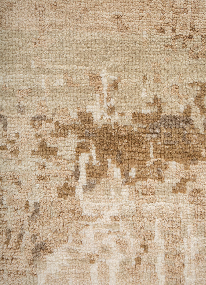 entropy ivory wool and silk hand knotted Rug - CloseUp entropy ivory wool and silk hand knotted Rug - CloseUp