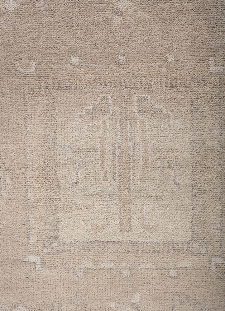 thyme ivory wool hand knotted Rug - CloseUp