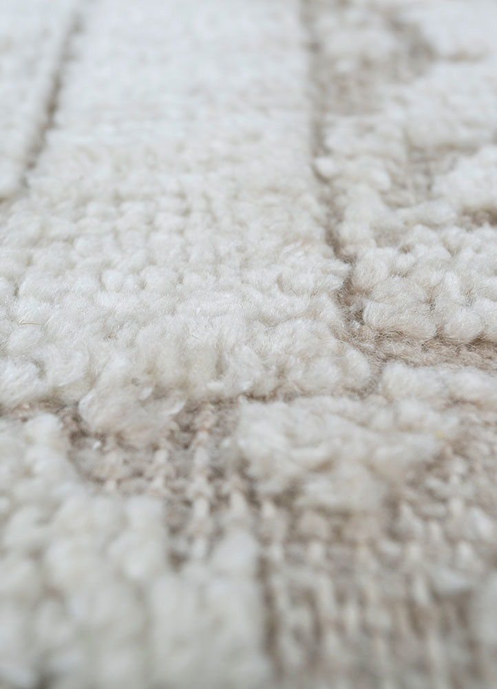thyme ivory wool hand knotted Rug - CloseUp thyme ivory wool hand knotted Rug - CloseUp