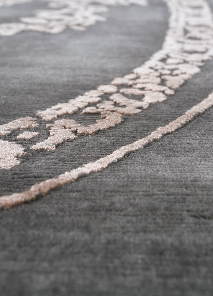azalea grey and black wool and bamboo silk hand knotted Rug - CloseUp azalea grey and black wool and bamboo silk hand knotted Rug - CloseUp