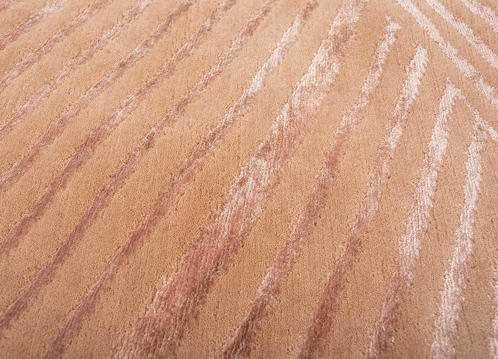 azalea red and orange wool and bamboo silk hand knotted Rug - CloseUp