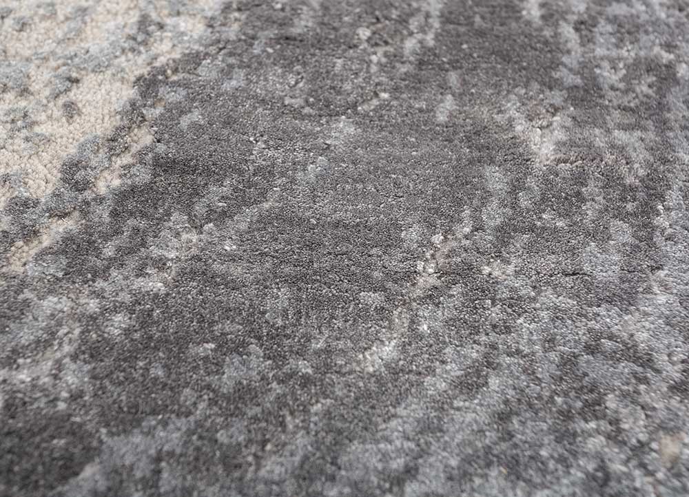 free verse by kavi red and orange wool and bamboo silk hand knotted Rug - CloseUp free verse by kavi red and orange wool and bamboo silk hand knotted Rug - CloseUp