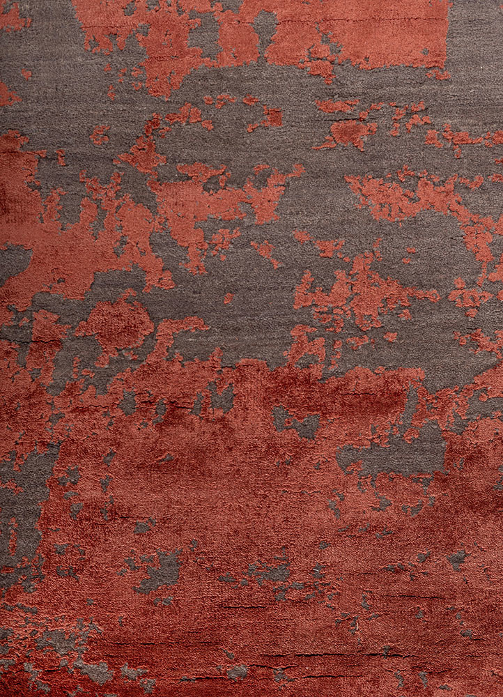 project error by kavi grey and black wool and bamboo silk hand knotted Rug - CloseUp