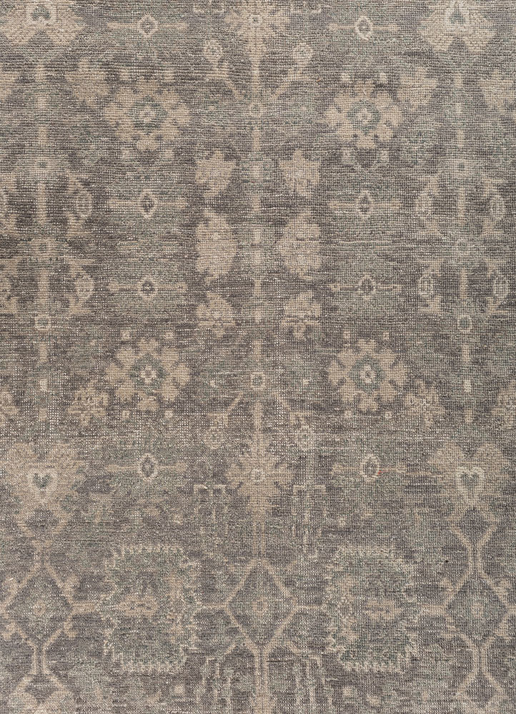 erbe grey and black wool hand knotted Rug - CloseUp erbe grey and black wool hand knotted Rug - CloseUp