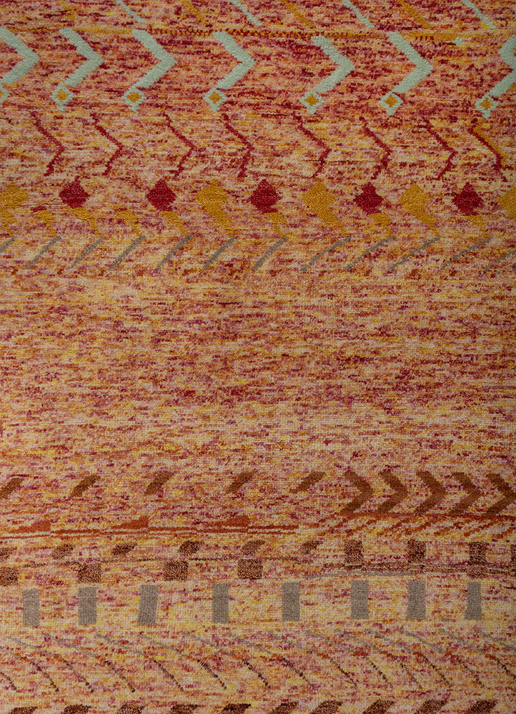 manchaha red and orange wool and bamboo silk hand knotted Rug - CloseUp