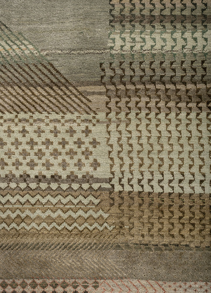 manchaha green wool and bamboo silk hand knotted Rug - CloseUp