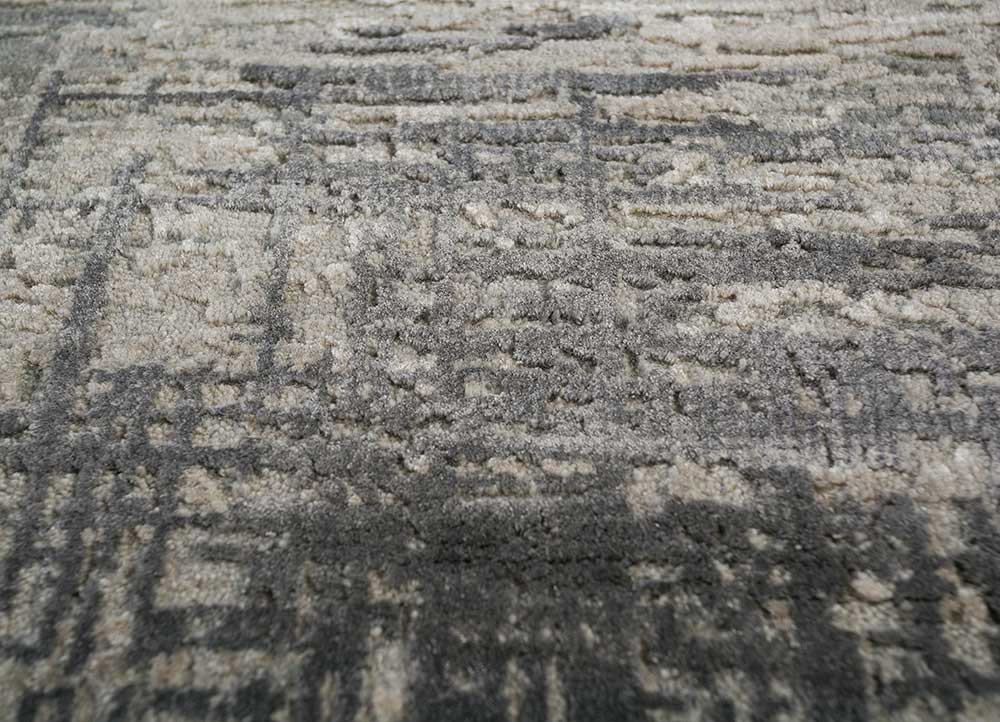 uvenuti ivory wool and bamboo silk hand knotted Rug - CloseUp uvenuti ivory wool and bamboo silk hand knotted Rug - CloseUp