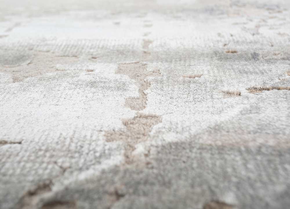 tattvam grey and black wool and bamboo silk hand knotted Rug - CloseUp