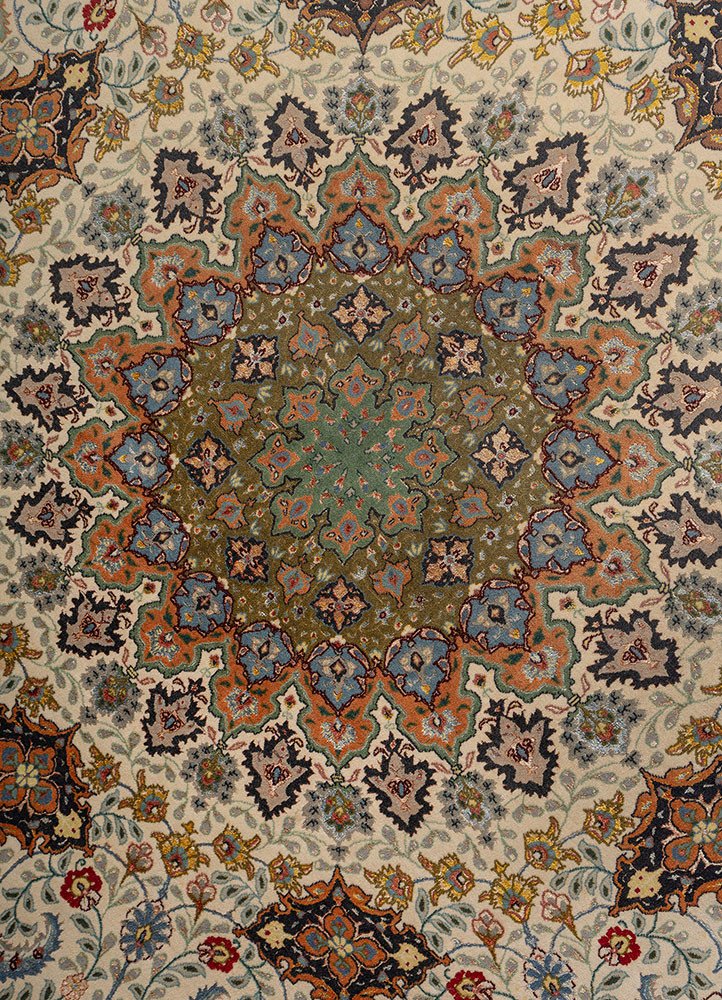 gulmarg green wool and silk hand knotted Rug - CloseUp gulmarg green wool and silk hand knotted Rug - CloseUp