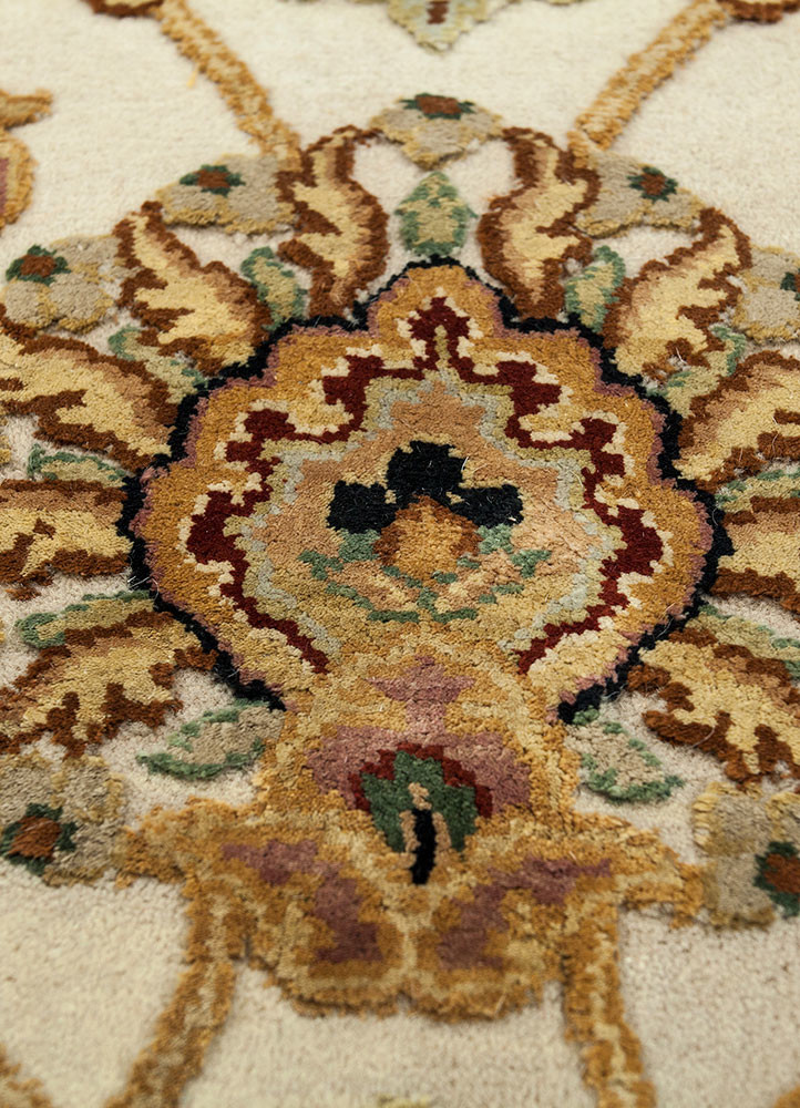 aurora ivory wool and silk hand knotted Rug - CloseUp